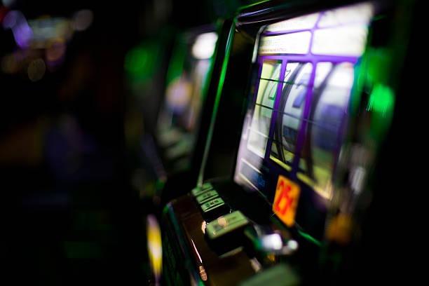 Multi-sport betting interface and game information display